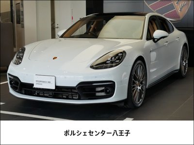 PORSCHE PANAMERA - 1