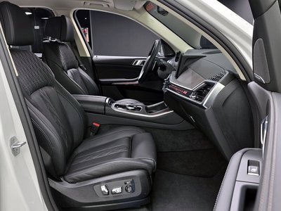 صورة مصغرة 17 لـ 2025 BMW X5
