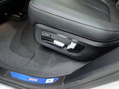 صورة مصغرة 33 لـ 2025 BMW X5