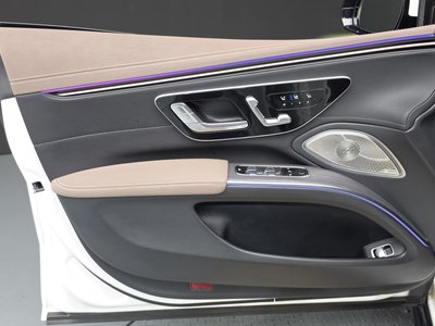 صورة مصغرة 14 لـ 2023 Mercedes-BENZ EQS