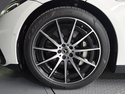صورة 6 لـ 2023 Mercedes-BENZ EQS