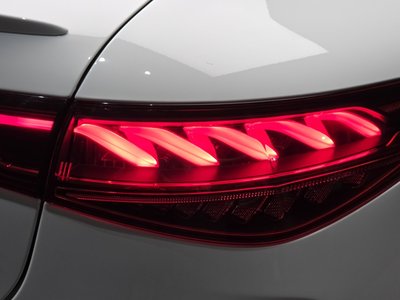 صورة 10 لـ 2023 Mercedes-BENZ EQS