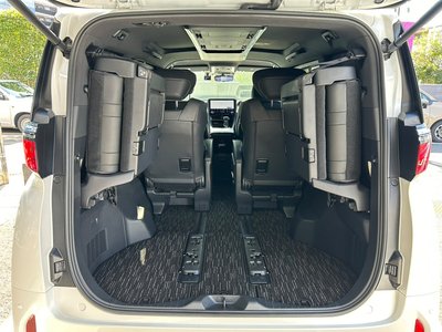 2024 Toyota ALPHARD — миниатюра 20