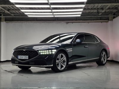 صورة 1 لـ 2022 Genesis G90 (RS4)