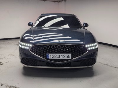صورة 2 لـ 2022 Genesis G90 (RS4)
