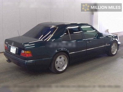 MERCEDES-BENZ E-CLASS - 5