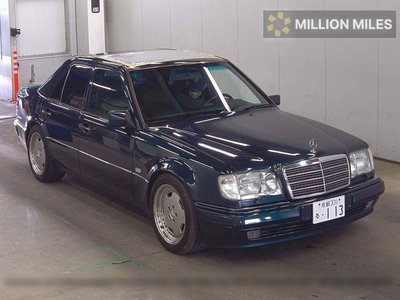 MERCEDES-BENZ E-CLASS - 1