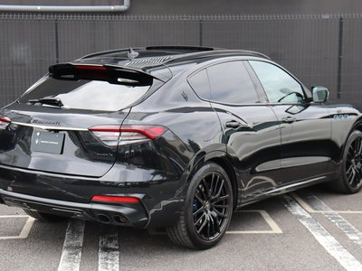 2022 Maserati LEVANTE — фото 4