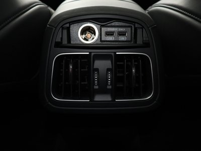 صورة مصغرة 46 لـ 2022 Maserati LEVANTE