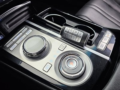 GENESIS G80 (RG3) - 9