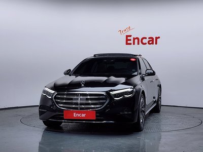 MERCEDES-BENZ E-CLASS - 2