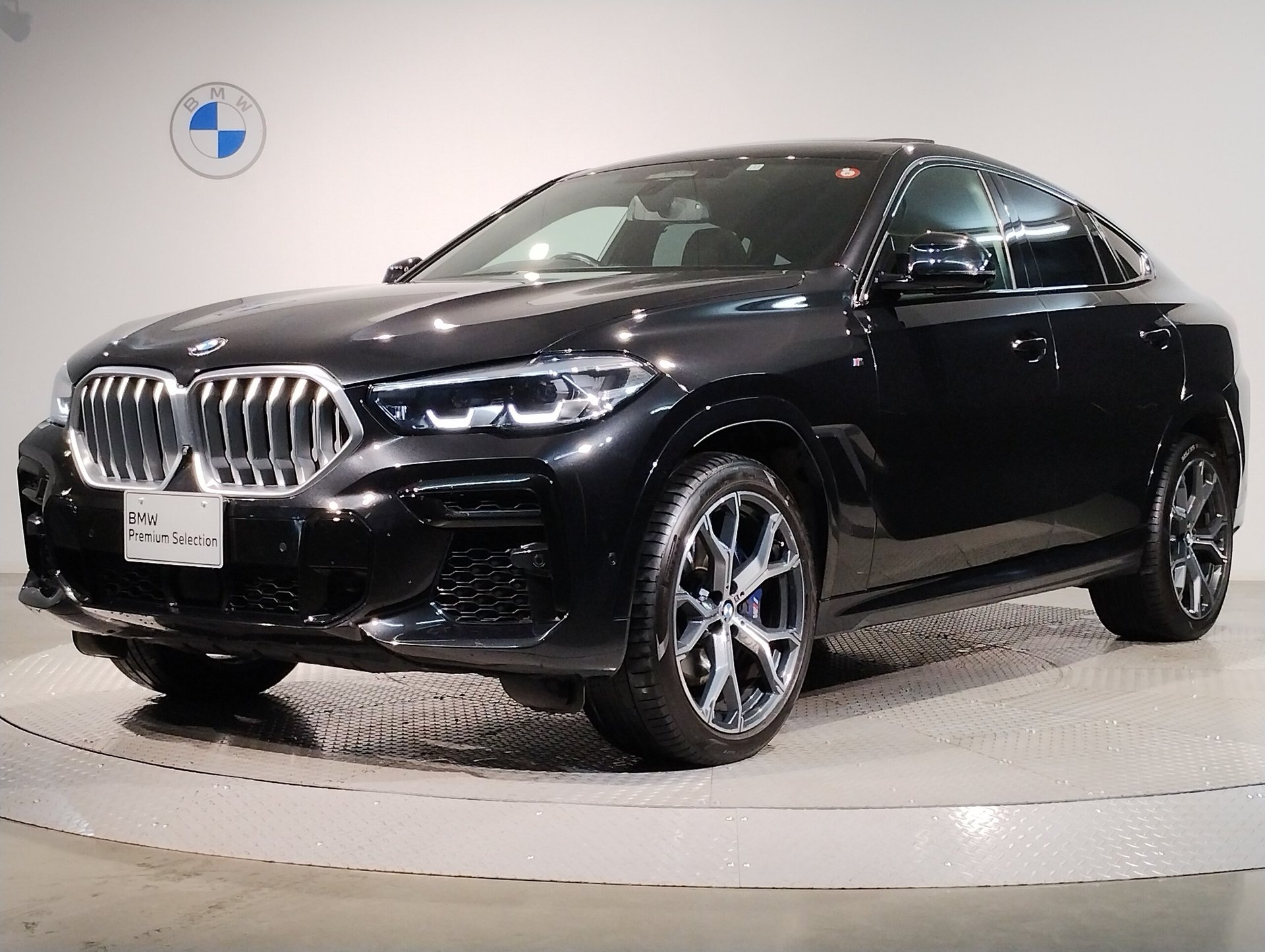 BMW X6 - View 1
