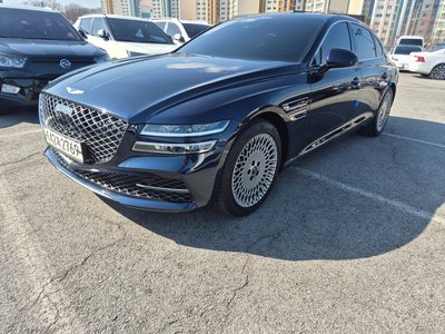 GENESIS G80 (RG3) - 1
