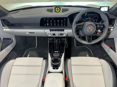 PORSCHE 911 TARGA - 2