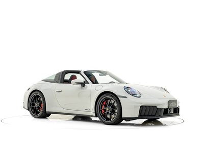 PORSCHE 911 - 9