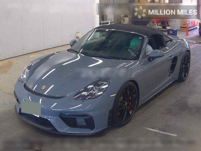 PORSCHE 718 SPYDER - 4