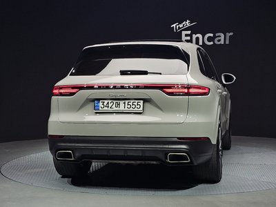 PORSCHE CAYENNE - 3