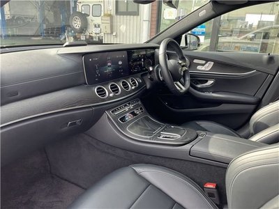 MERCEDES-BENZ E-CLASS - 6