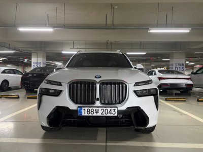 BMW X7 - 1