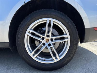 2020 Porsche MACAN 缩略图 39