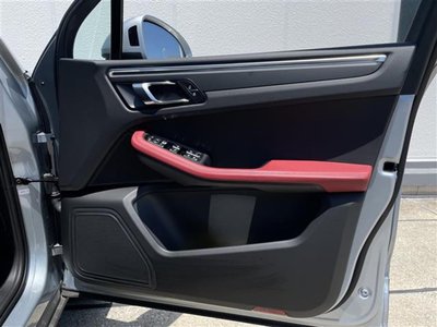 2020 Porsche MACAN 缩略图 20