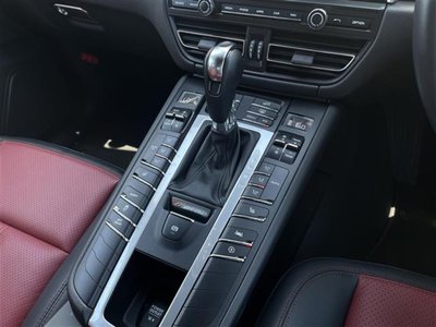 2020 Porsche MACAN 缩略图 17