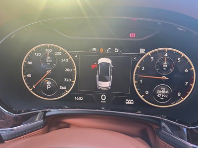 BENTLEY FLYING SPUR - 5