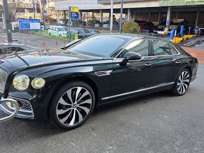BENTLEY FLYING SPUR - 6
