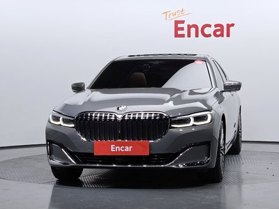 BMW 7 SERIES - 2