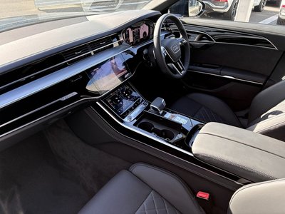 2025 AUDI A8 — миниатюра 15