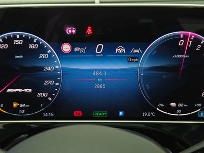 MERCEDES-BENZ E-CLASS - 8