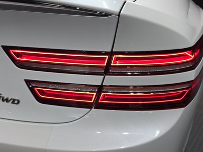 GENESIS G80 (RG3) - 10