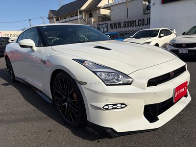 NISSAN GT-R - 3