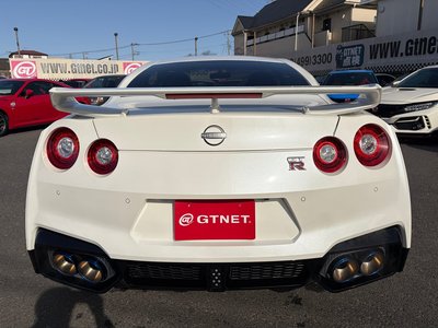 NISSAN GT-R - 5