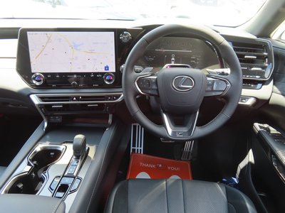 2025 Lexus RX — миниатюра 11