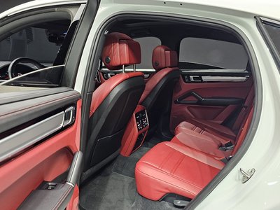 صورة مصغرة 11 لـ 2022 Porsche CAYENNE