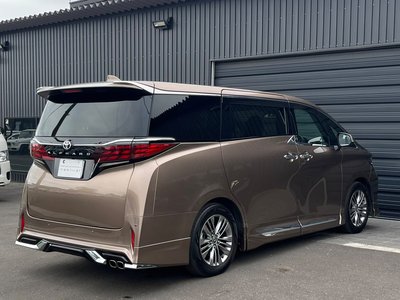 2024 TOYOTA ALPHARD photo 9