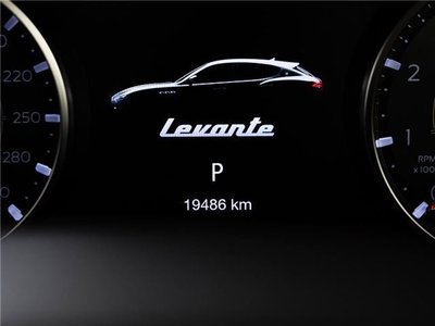 MASERATI LEVANTE - 3