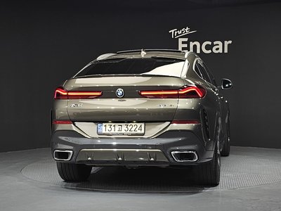 2022 BMW X6 photo 4