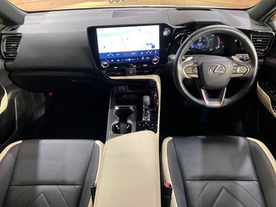 صورة 2 لـ 2023 Lexus NX