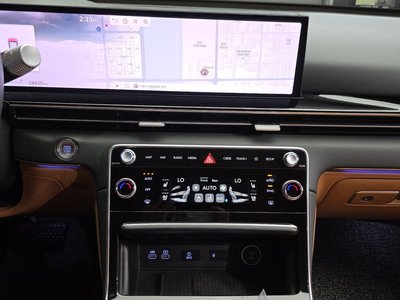 2024 Genesis GV80 — миниатюра 18