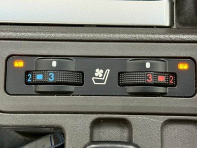 TOYOTA LAND CRUISER PRADO - 9