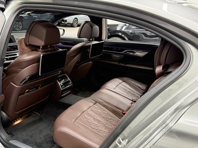 BMW 7 SERIES - 9