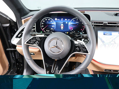 MERCEDES-BENZ E-CLASS - 9