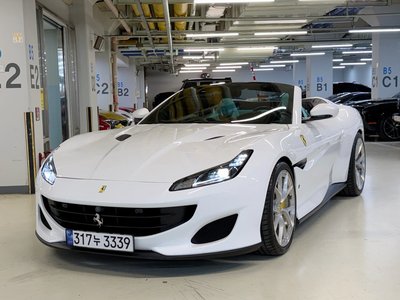 FERRARI PORTOFINO - 1