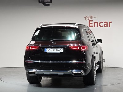 MERCEDES-BENZ GLS - 4