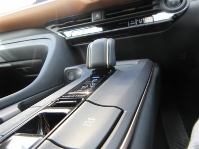 2023 Toyota CROWN CROSSOVER — миниатюра 25
