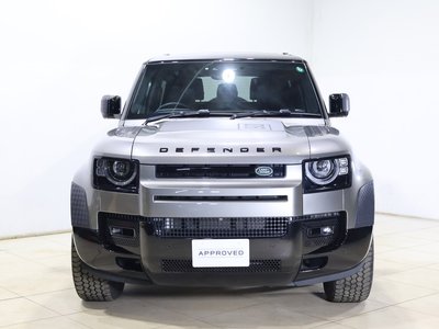 LAND ROVER DEFENDER - 8