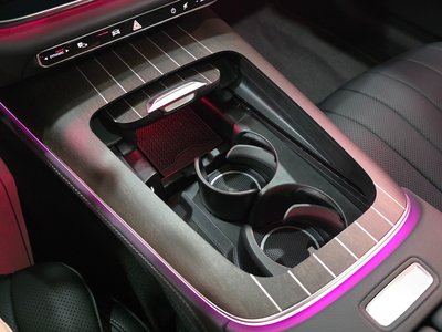 MERCEDES-BENZ E-CLASS - 9
