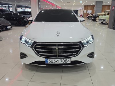 MERCEDES-BENZ E-CLASS - 2
